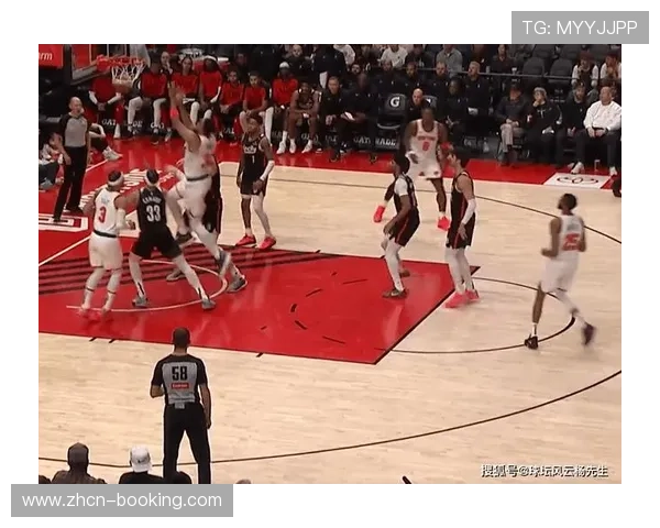 开拓者主场气氛热烈,球迷欢呼绝杀胜局 开拓者主场气氛热烈,球迷欢呼绝杀胜局